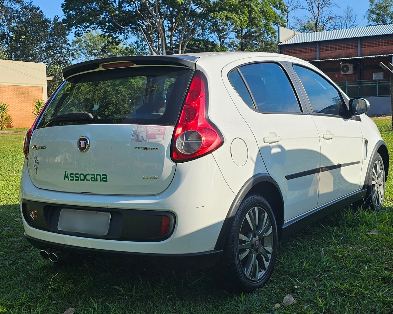 Fiat Pálio Sporting – Ano 15/16